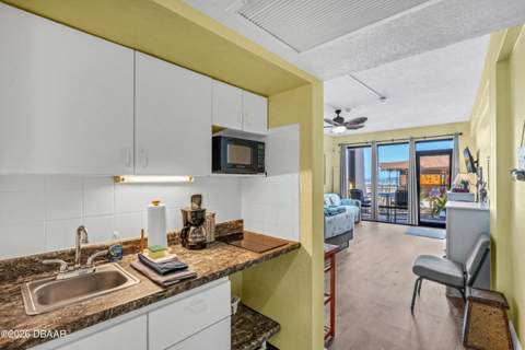 2301 S Atlantic Avenue #126, Daytona Beach Shores FL - photo 8 of 38