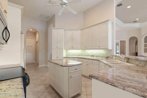 1023 Hampstead Lane, Ormond Beach FL - photo 17 of 121