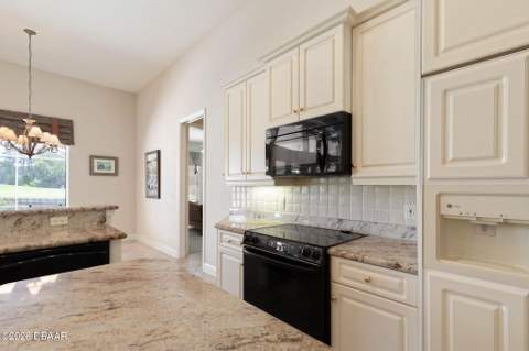 1023 Hampstead Lane, Ormond Beach FL - photo 18 of 121
