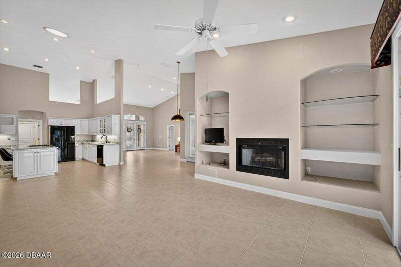 4 bedroom Single Family Residence at 6099 Sabal Hammock Circle, Sabal Creek, Port Orange — photo 4