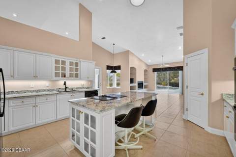 6099 Sabal Hammock Circle, Port Orange FL - photo 9 of 46