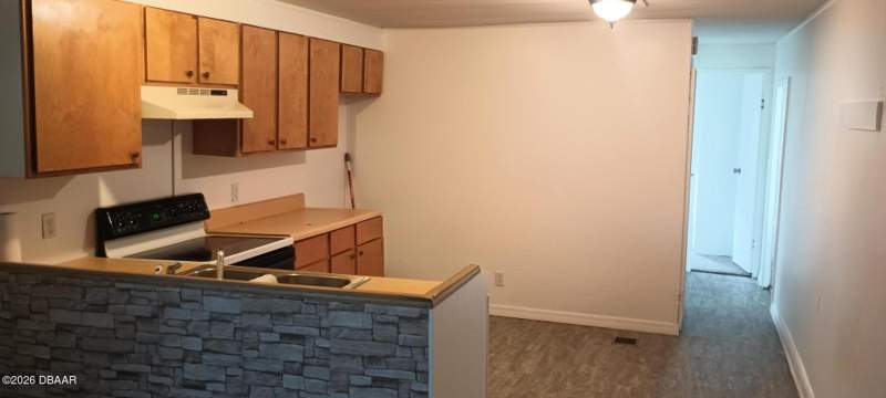 2 bedroom Manufactured Home at 5321 Christiancy Avenue, Allandale, Port Orange — photo 5