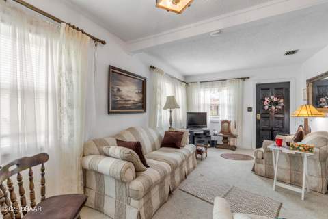 204 Condict Drive, New Smyrna Beach FL - photo 9 of 39
