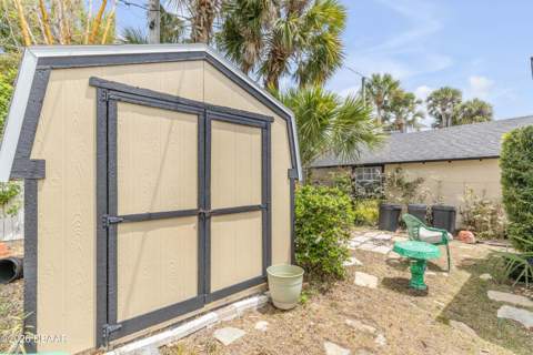204 Condict Drive, New Smyrna Beach FL - photo 24 of 39