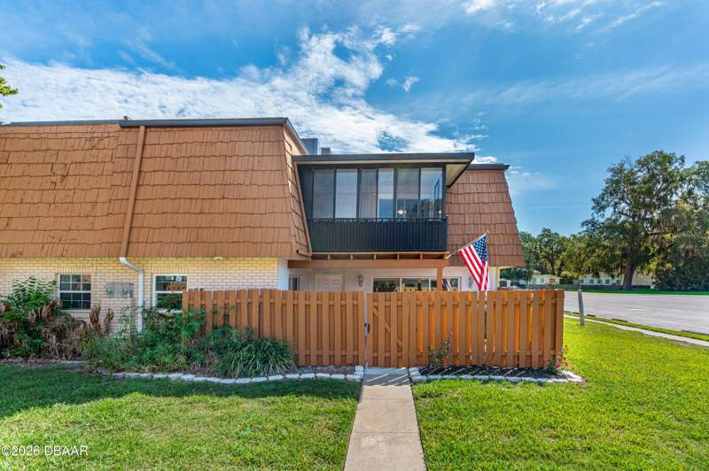 2 bedroom Townhouse at 137 Moonstone Court, Springwood Village, Port Orange — photo 3