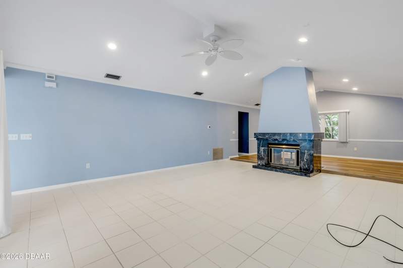 3 bedroom Single Family Residence at 144 Marsh Wren Court, Pelican Bay, Daytona Beach — photo 4