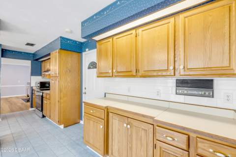 144 Marsh Wren Court, Daytona Beach FL - photo 20 of 59