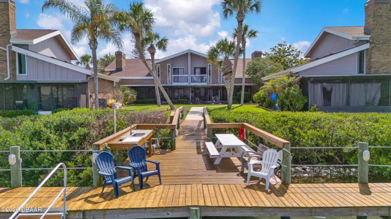 3 bedroom Townhouse at 121 Lagoon Court, Venetian Villas, New Smyrna Beach — photo 5