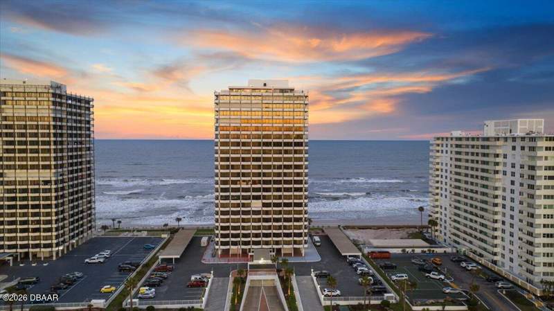3 bedroom Condominium at 2828 N Atlantic Avenue #2105, Aliki Condo, Daytona Beach — photo 2