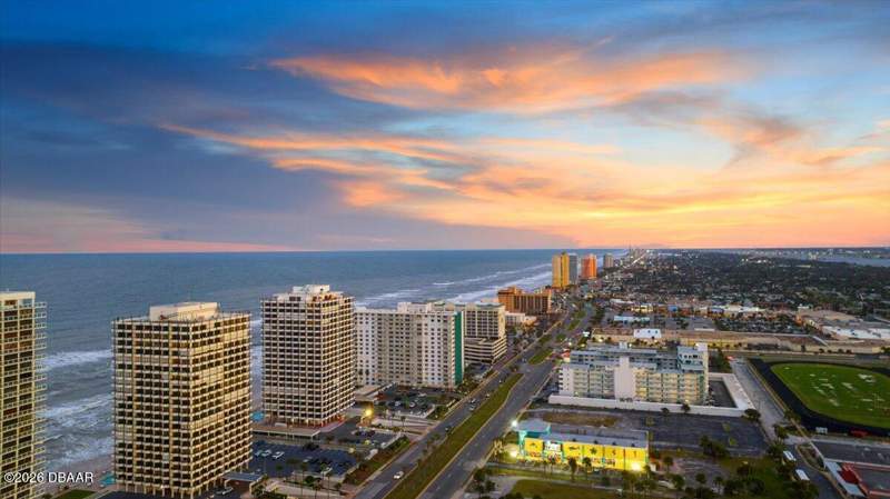 3 bedroom Condominium at 2828 N Atlantic Avenue #2105, Aliki Condo, Daytona Beach — photo 3