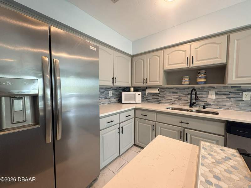 3 bedroom Townhouse at 100 Kingbird Circle #1, Pelican Bay, Daytona Beach — photo 4