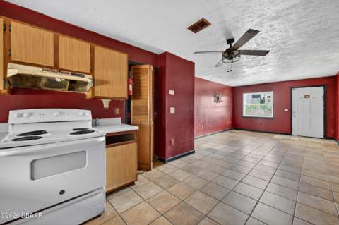 1290 9th Street #208, Daytona Beach FL - photo 12 of 21