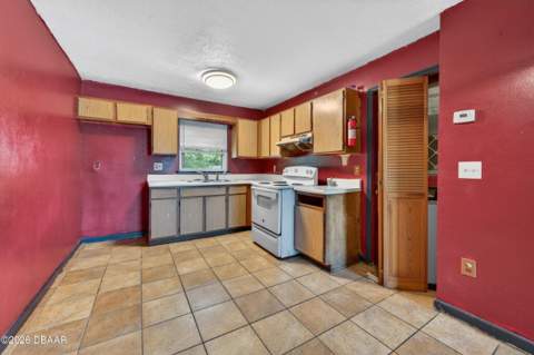 1290 9th Street #208, Daytona Beach FL - photo 19 of 21