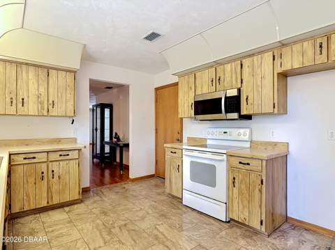 114 Rustic Pond Road, Port Orange FL - photo 16 of 61