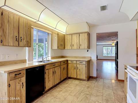 114 Rustic Pond Road, Port Orange FL - photo 18 of 61