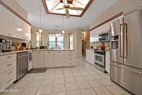 1711 Hideaway Forest Trail, New Smyrna Beach FL - photo 19 of 75