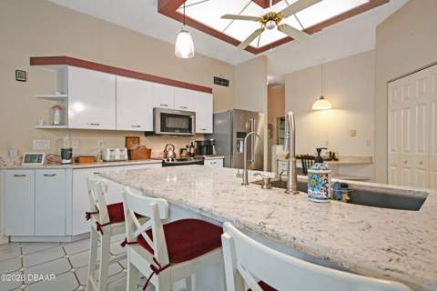 1711 Hideaway Forest Trail, New Smyrna Beach FL - photo 13 of 75