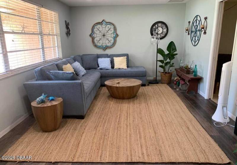 3 bedroom Single Family Residence at 711 Lindenwood Circle, Woodmere, Ormond Beach — photo 3