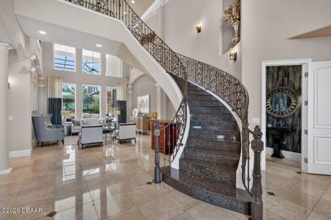 1117 Oxbridge Lane, Ormond Beach FL - photo 11 of 92
