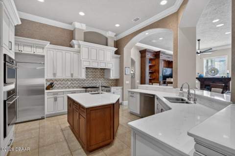 1117 Oxbridge Lane, Ormond Beach FL - photo 16 of 92