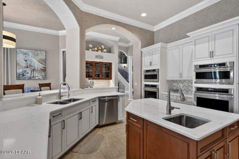 1117 Oxbridge Lane, Ormond Beach FL - photo 19 of 92