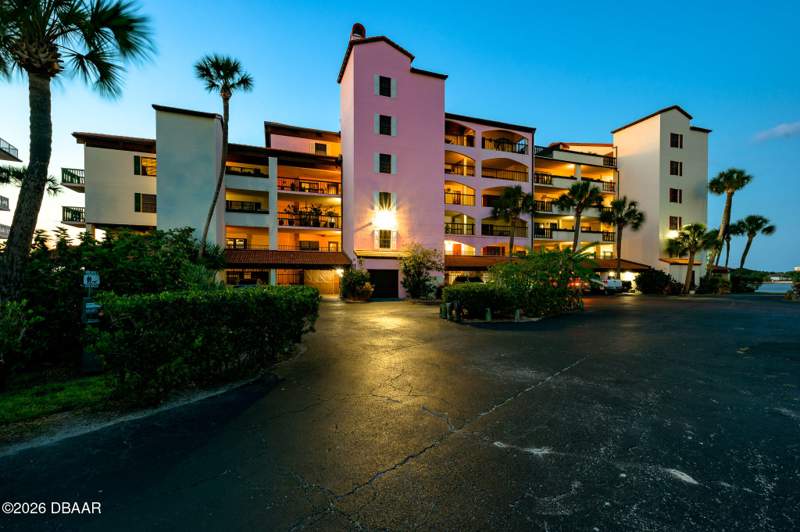 3 bedroom Condominium at 731 Marina Point Drive, Marina Point Condo, Daytona Beach — photo 4