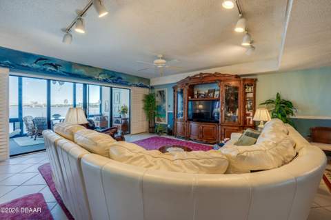 731 Marina Point Drive, Daytona Beach FL - photo 17 of 52
