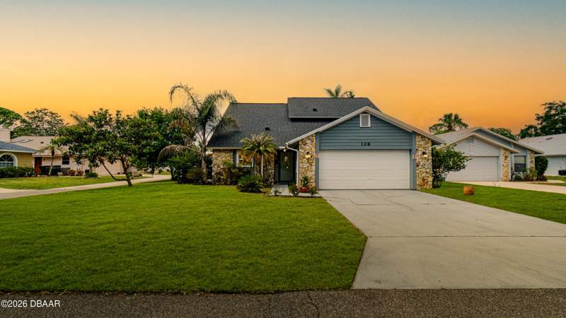 4 bedroom Single Family Residence at 108 Grebe Court, Pelican Bay, Daytona Beach — photo 2