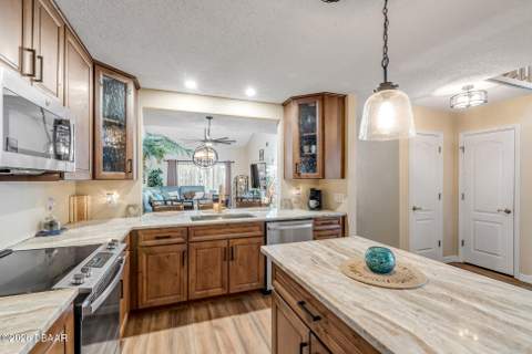 24 Misners Trail, Ormond Beach FL - photo 13 of 56