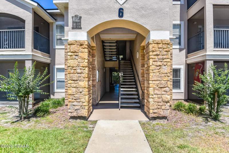2 bedroom Condominium at 940 Village Trail #6-103, Villaggio On The Lakes Condo, Port Orange — photo 4
