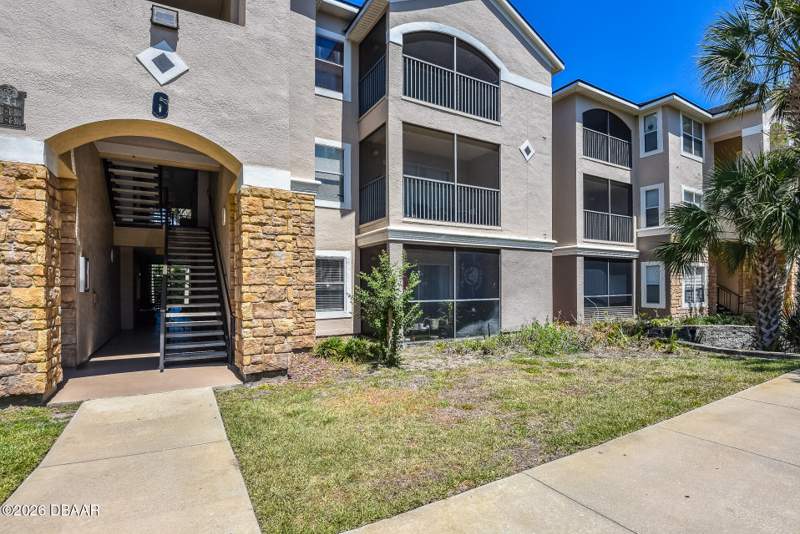 2 bedroom Condominium at 940 Village Trail #6-103, Villaggio On The Lakes Condo, Port Orange — photo 3