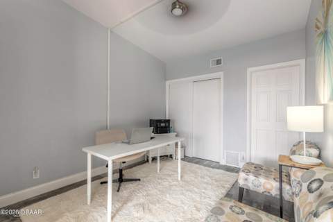 9 Fountainebleau Circle, Daytona Beach FL - photo 11 of 24