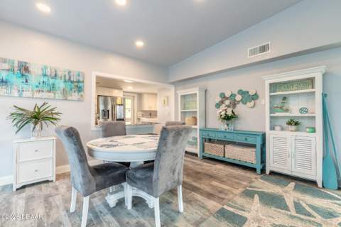 9 Fountainebleau Circle, Daytona Beach FL - photo 16 of 24