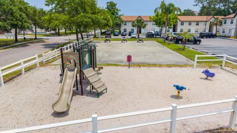 418 Banana Cay Drive #E, South Daytona FL - photo 24 of 28