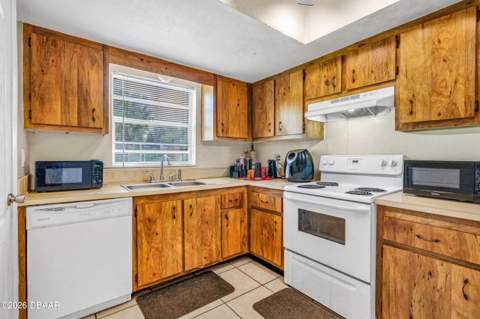 428 Banana Cay Drive #A, South Daytona FL - photo 11 of 30
