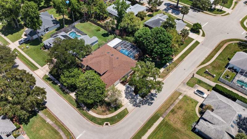 4 bedroom Single Family Residence at 941 George Hecker Drive, Bryan Cave Estates, South Daytona — photo 4
