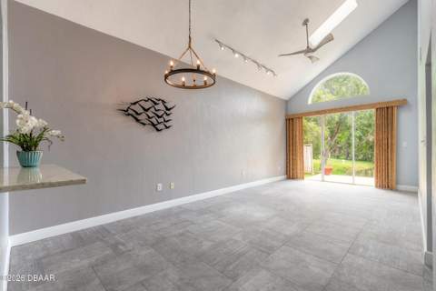 537 Lake Bridge Drive, Ormond Beach FL - photo 11 of 34