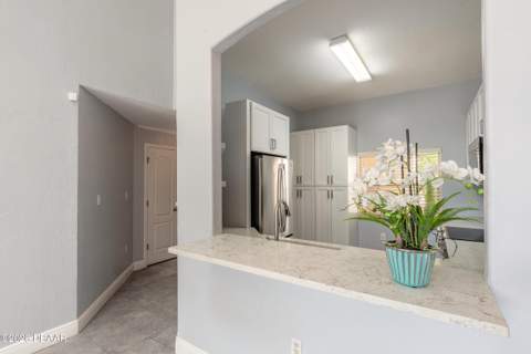 537 Lake Bridge Drive, Ormond Beach FL - photo 9 of 34