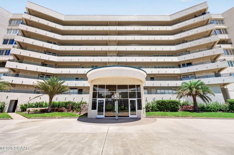 2 bedroom Condominium at 4631 S Atlantic Avenue #8202, Towers 09 Condo, Ponce Inlet — photo 2