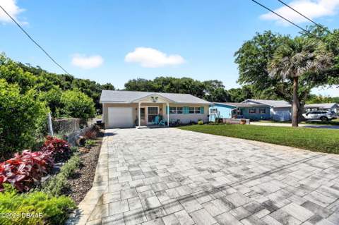 800 E 9th Avenue, New Smyrna Beach FL - photo 8 of 56
