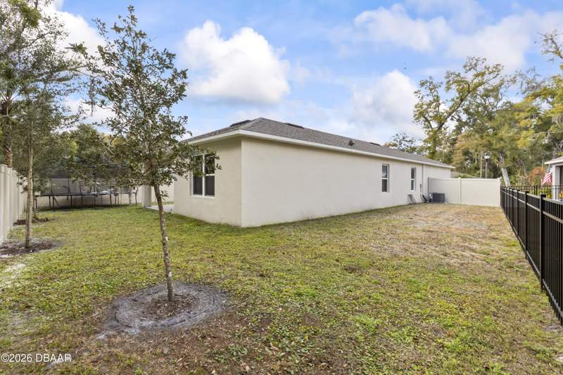 3 bedroom Single Family Residence at 407 Pelham Park Drive, DeLand, DeLand — photo 5