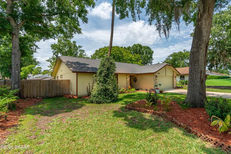 3 bedroom Single Family Residence at 922 Mill Road Lane, Deep Forest Village, Port Orange — photo 4