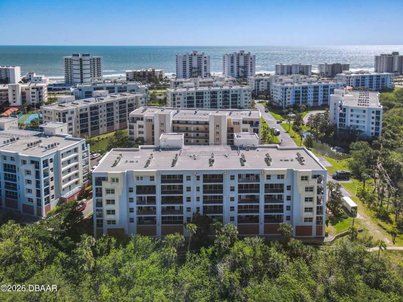 3 bedroom Condominium at 5300 S Atlantic Avenue #10-205, Ocean Walk At New Smyrna Beach-Building No. 10, A Condo, New Smyrna Beach — photo 3