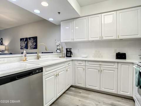 5300 S Atlantic Avenue #10-205, New Smyrna Beach FL - photo 6 of 47