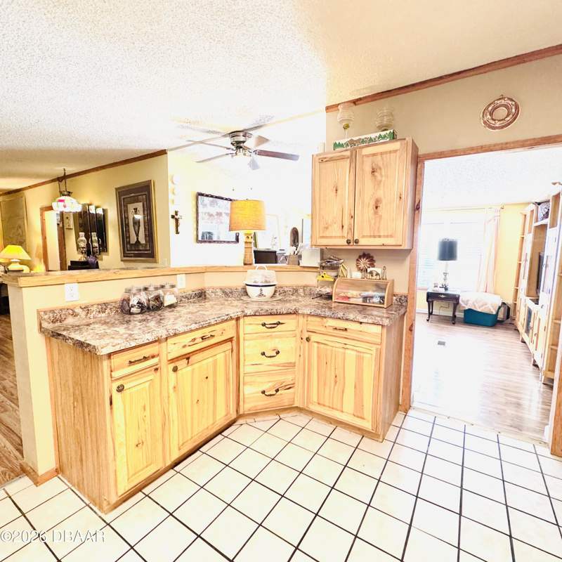 3 bedroom Manufactured Home at 1301 Avenue D, Daytona Pines, Ormond Beach — photo 4