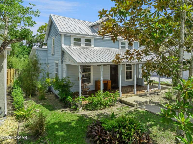 2 bedroom Single Family Residence at 207 Mary Avenue, Daughertys, New Smyrna Beach — photo 1