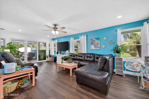 1343 Florence Court, Holly Hill FL - photo 7 of 44