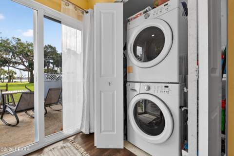 1343 Florence Court, Holly Hill FL - photo 14 of 44