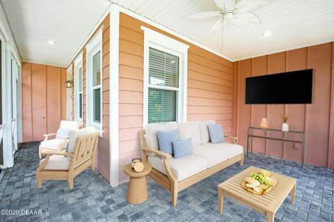 275 Pop Top Lane, Daytona Beach FL - photo 7 of 68