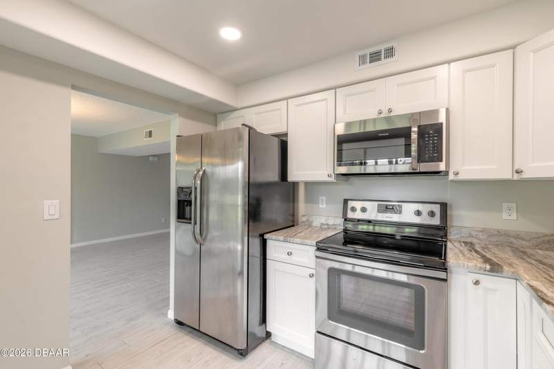 2 bedroom Condominium at 275 Indigo Drive #204, Indigo Point Condo, Daytona Beach — photo 4